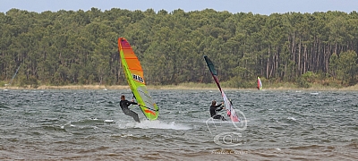 Sanguinet (40), session windsurf du 26 avril 2019 v_20190426_Sanguinet_011_ws_1200.jpg